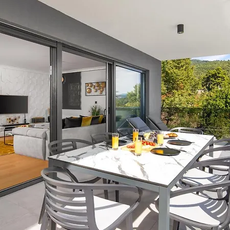 Luxury Apartment Bevlo Opatija Zewnętrze zdjęcie